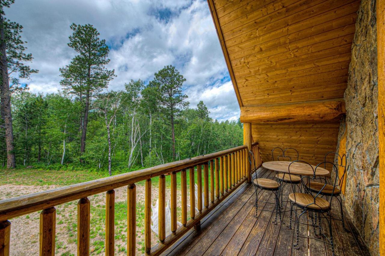 Tetro Rock Retreat Villa Дедууд Екстериор снимка