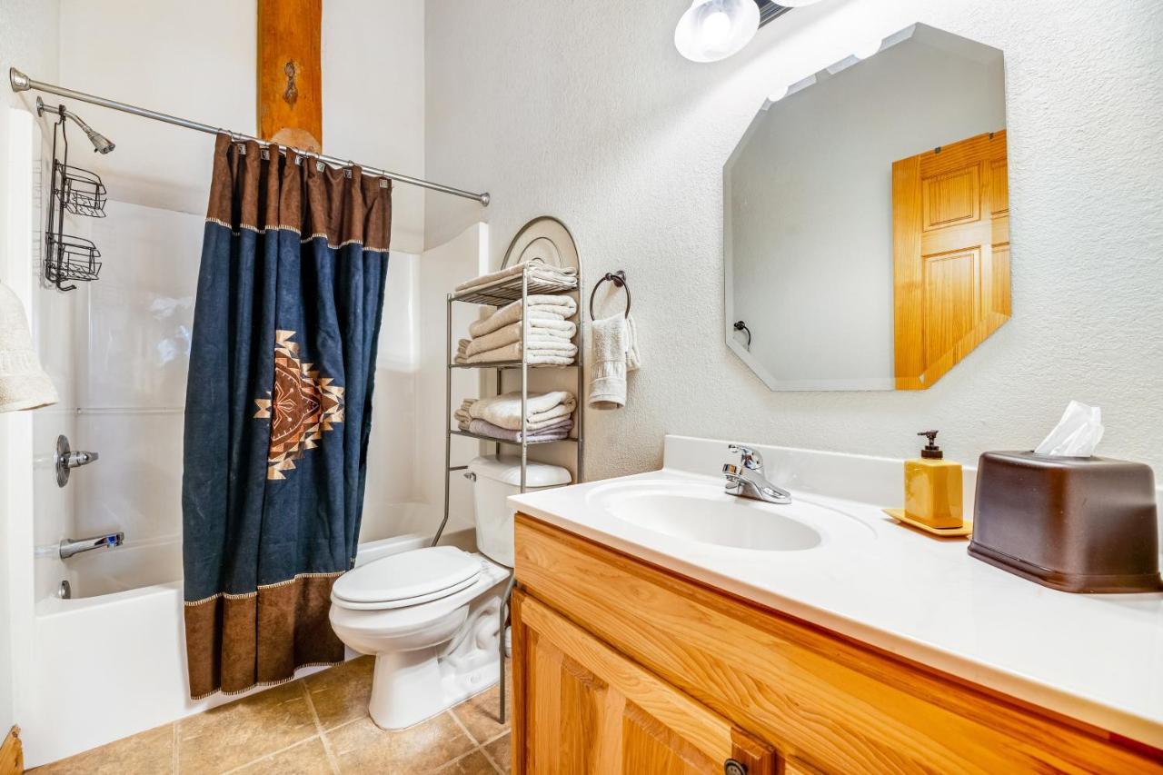 Tetro Rock Retreat Villa Дедууд Екстериор снимка